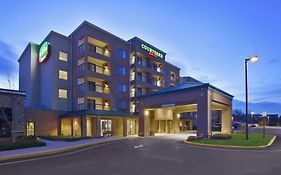 Courtyard By Marriott Somerset